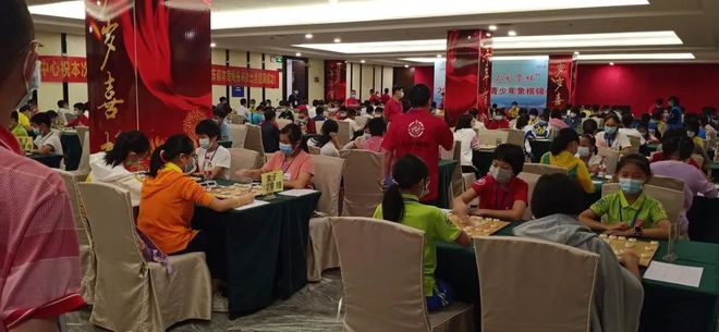 棋乐无穷：暑假带孩子来育英棋院学象棋就近上课(图3)